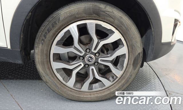 KG Mobility (SsangYong) Korando C 2.2 RX 2WD DLX 2017 — фото 21