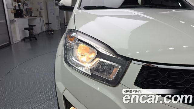 KG Mobility (SsangYong) Korando C 2.2 RX 2WD DLX 2017 — фото 22