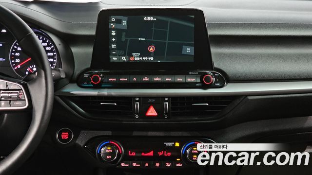 Kia K3 Luxury 2019 — фото 13