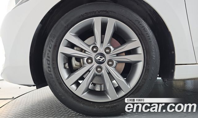 Hyundai Avante (AD) 1.6 GDI Modern 2016 — фото 5