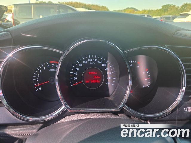 Kia K5 LPI Luxury 2013 — фото 18