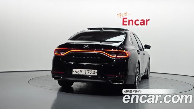 Hyundai Grandeur (IG) 3.0 Exclusive Special 2018 — фото 4