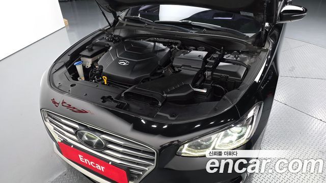 Hyundai Grandeur (IG) 3.0 Exclusive Special 2018 — фото 6