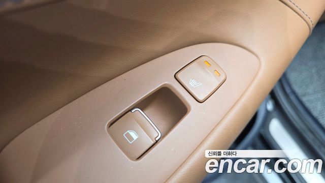 Hyundai Grandeur (IG) 3.0 Exclusive Special 2018 — фото 19