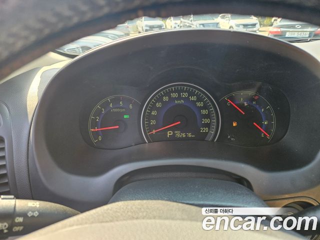 Kia Carnival R New Carnival GLX High-Deluxe 2011 — фото 4
