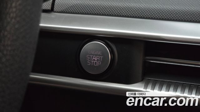 Kia K5 (III) 2.0 Trendy 2021 — фото 20