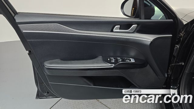 Kia K5 (III) 2.0 Trendy 2021 — фото 24
