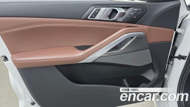 BMW X6 (G06) xDrive40i M Sport 2023 — фото 24