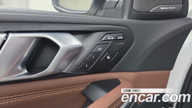 BMW X6 (G06) xDrive40i M Sport 2023 — фото 27