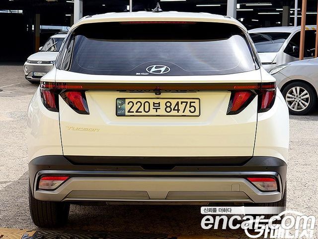 Hyundai Tucson (NX4) Gasoline 1.6 Turbo 2WD Modern 2024 — фото 2