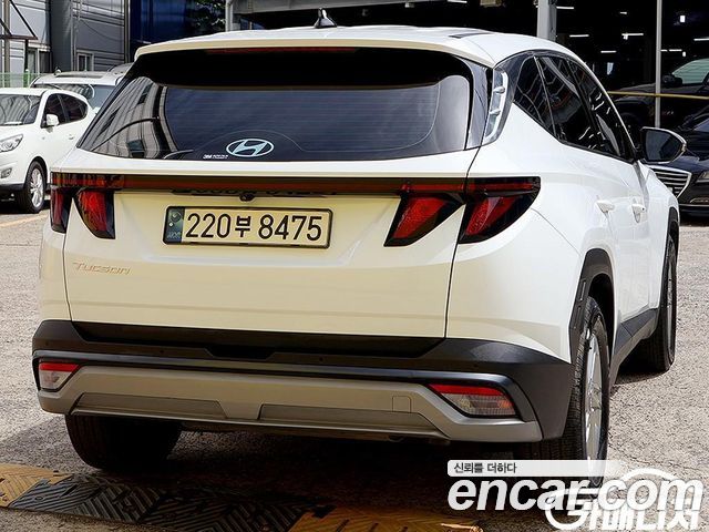 Hyundai Tucson (NX4) Gasoline 1.6 Turbo 2WD Modern 2024 — фото 4