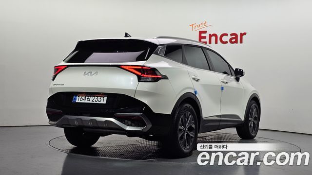 Kia Sportage (V) Gasoline 1.6 Turbo 2WD Nobleless 2023 — фото 2