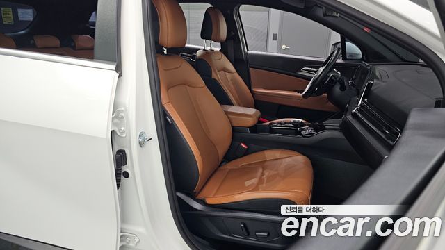 Kia Sportage (V) Gasoline 1.6 Turbo 2WD Nobleless 2023 — фото 12