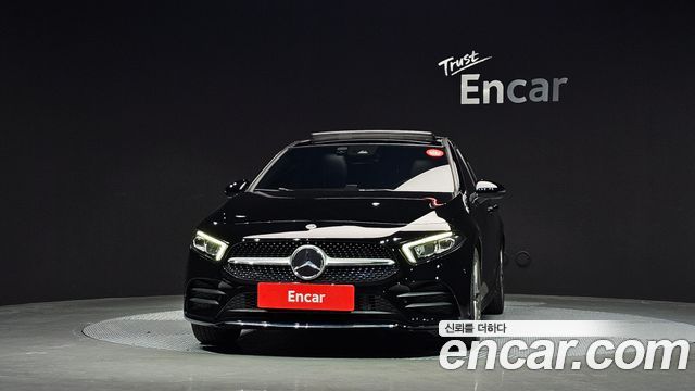 Mercedes-Benz A-Class (W177) A250 4MATIC Sedan 2022 — фото 3