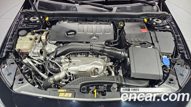 Mercedes-Benz A-Class (W177) A250 4MATIC Sedan 2022 — фото 6
