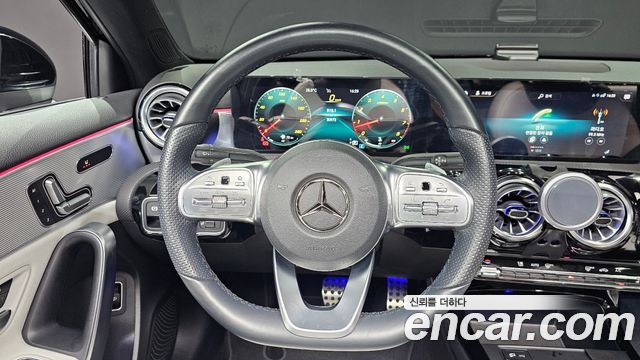 Mercedes-Benz A-Class (W177) A250 4MATIC Sedan 2022 — фото 12