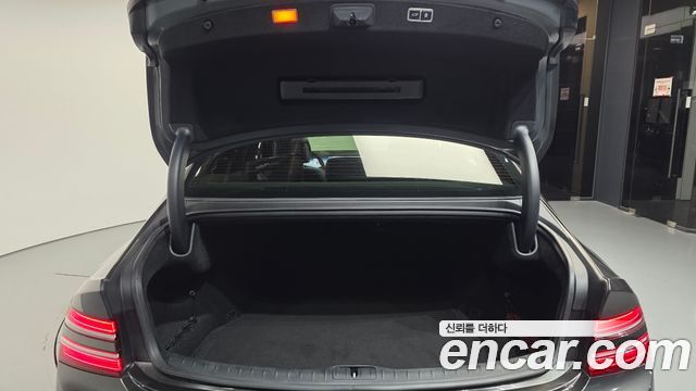 Genesis G80 (RG3) Gasoline 2.5 Turbo AWD 2025 — фото 20