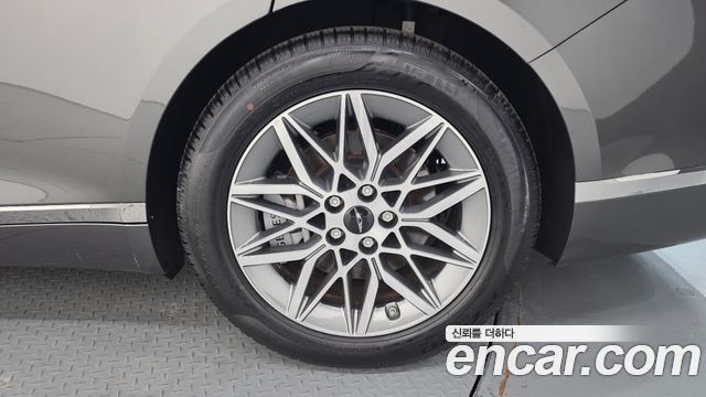 Genesis G80 (RG3) Gasoline 2.5 Turbo AWD 2025 — фото 21
