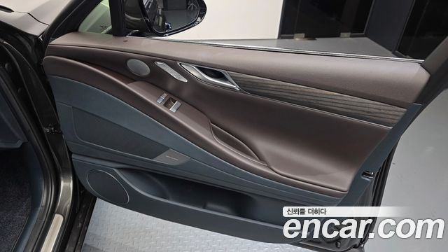 Genesis G80 (RG3) Gasoline 2.5 Turbo AWD 2025 — фото 25