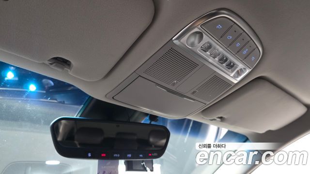 Genesis EQ900 3.3 T-GDI AWD Premiun Luxury 2016 — фото 17