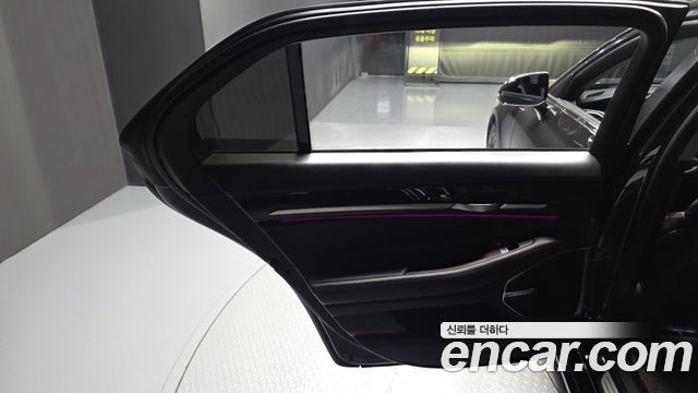 Genesis EQ900 3.3 T-GDI AWD Premiun Luxury 2016 — фото 25