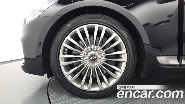 Kia K9 3.8 GDI AWD PlatinumⅢ 2019 — фото 5