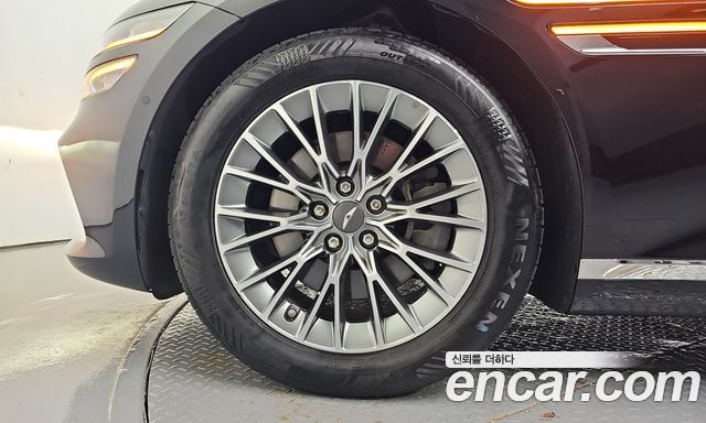 Genesis G80 (RG3) Gasoline 2.5 Turbo AWD 2022 — фото 5