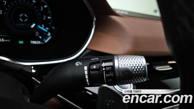 Genesis G80 (RG3) Gasoline 2.5 Turbo AWD 2022 — фото 30