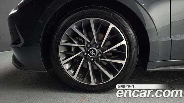 Hyundai Sonata (DN8) 2.0 Premium Family 2020 — фото 5