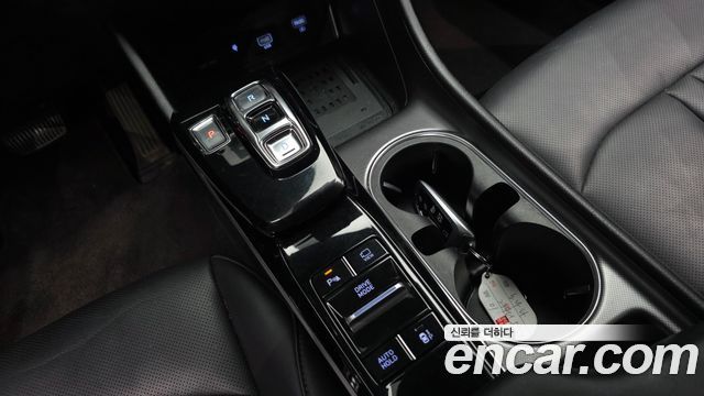 Hyundai Sonata (DN8) 2.0 Premium Family 2020 — фото 9