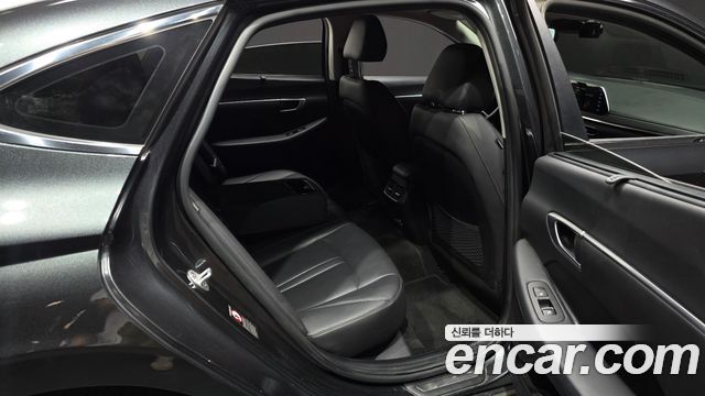 Hyundai Sonata (DN8) 2.0 Premium Family 2020 — фото 12