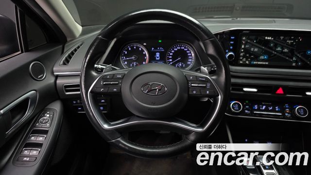 Hyundai Sonata (DN8) 2.0 Premium Family 2020 — фото 13