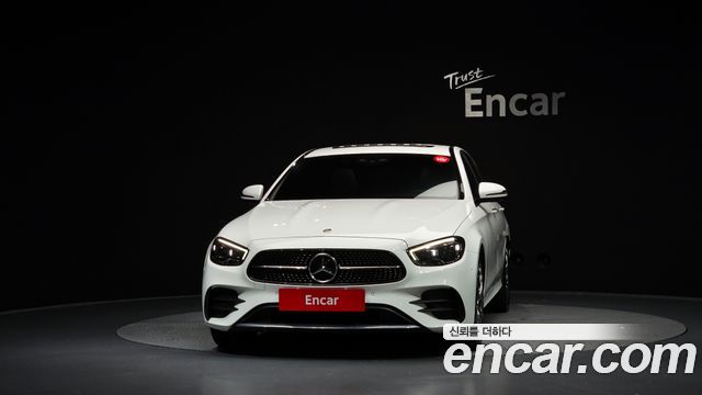Mercedes-Benz E-Class (W213) E220d 4MATIC AMG Line 2022 — фото 3