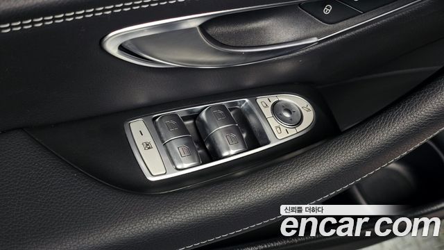 Mercedes-Benz E-Class (W213) E220d 4MATIC AMG Line 2022 — фото 27