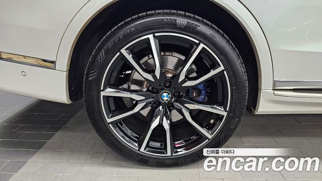 BMW X7 (G07) xDrive 40i M Sport 7STR 2021 — фото 5