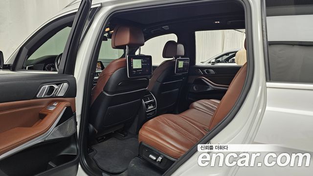 BMW X7 (G07) xDrive 40i M Sport 7STR 2021 — фото 12