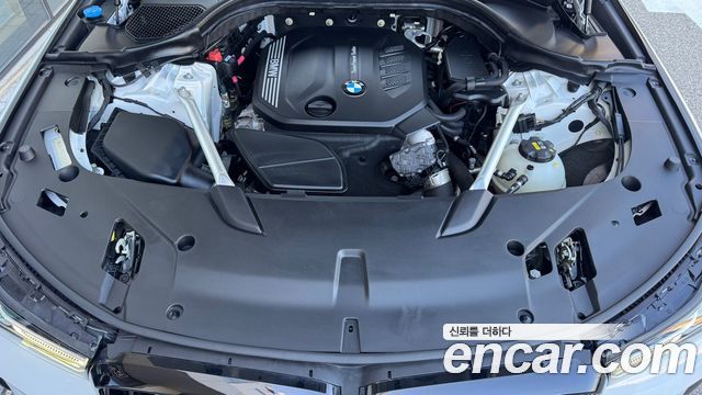 BMW 6 Series GT (G32) 620d M Sport 2022 — фото 6