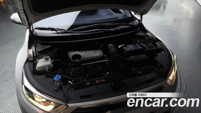 Kia Stonic 1.0 Turbo Trendy 2019 — фото 6