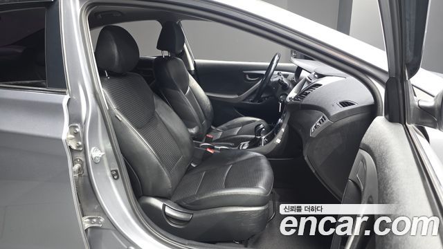 Hyundai Avante 1.6 GDi Smart Standard 2014 — фото 26