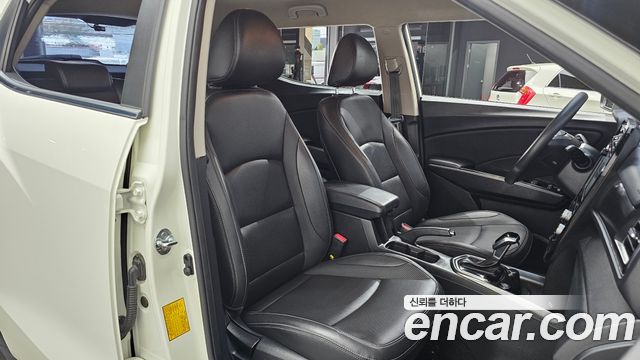 KG Mobility (SsangYong) Very New Tivoli Gasoline 1.5 2WD V1 2021 — фото 11