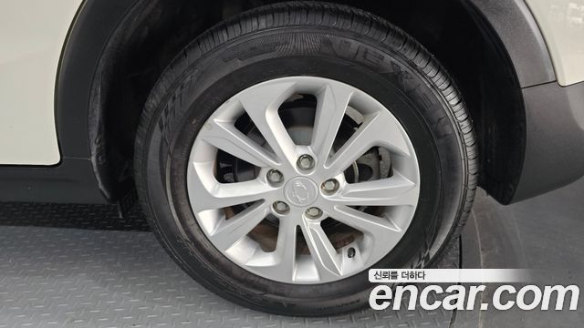 KG Mobility (SsangYong) Very New Tivoli Gasoline 1.5 2WD V1 2021 — фото 21