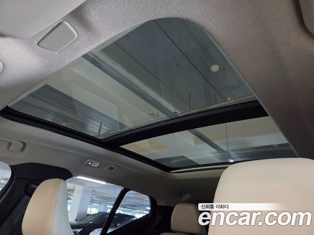 Volvo XC40 B4 Ultra Bright 2026 — фото 20