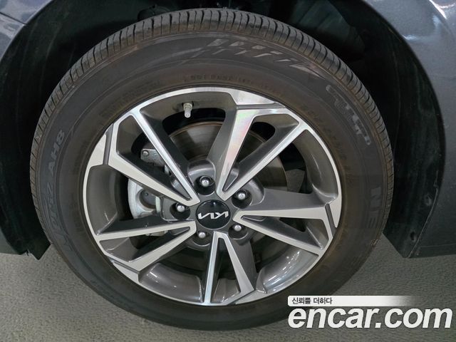 Kia K3 (II) 1.6 Prestige 2023 — фото 5