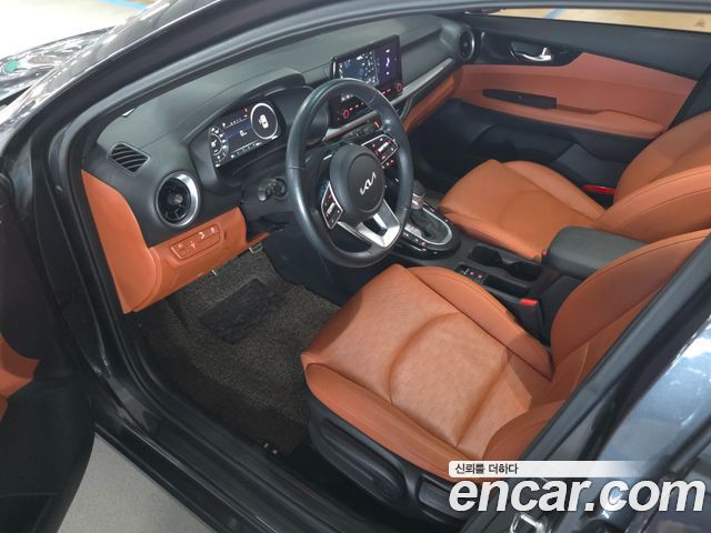 Kia K3 (II) 1.6 Prestige 2023 — фото 10