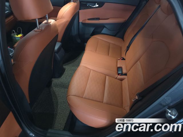 Kia K3 (II) 1.6 Prestige 2023 — фото 21