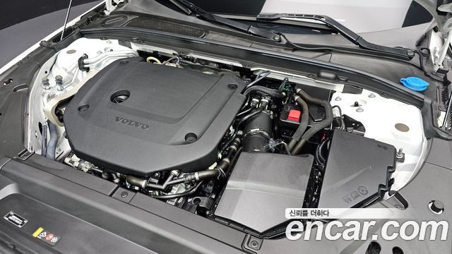 Volvo S90 B6 AWD Inscription 2022 — фото 6