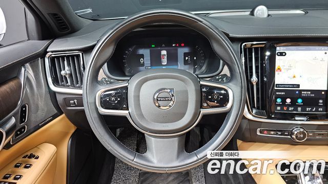 Volvo S90 B6 AWD Inscription 2022 — фото 13