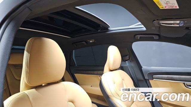 Volvo S90 B6 AWD Inscription 2022 — фото 27
