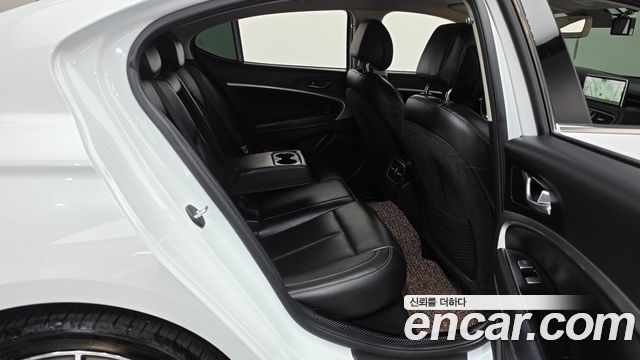 Genesis G70 Gasoline 3.3T 2WD 2021 — фото 15