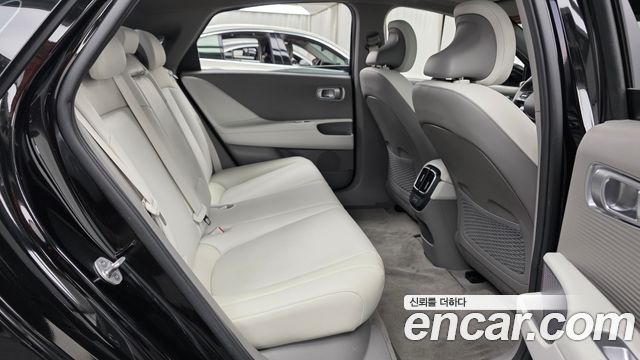 Hyundai Ioniq 6 Long Range AWD Exclusive 2023 — фото 11